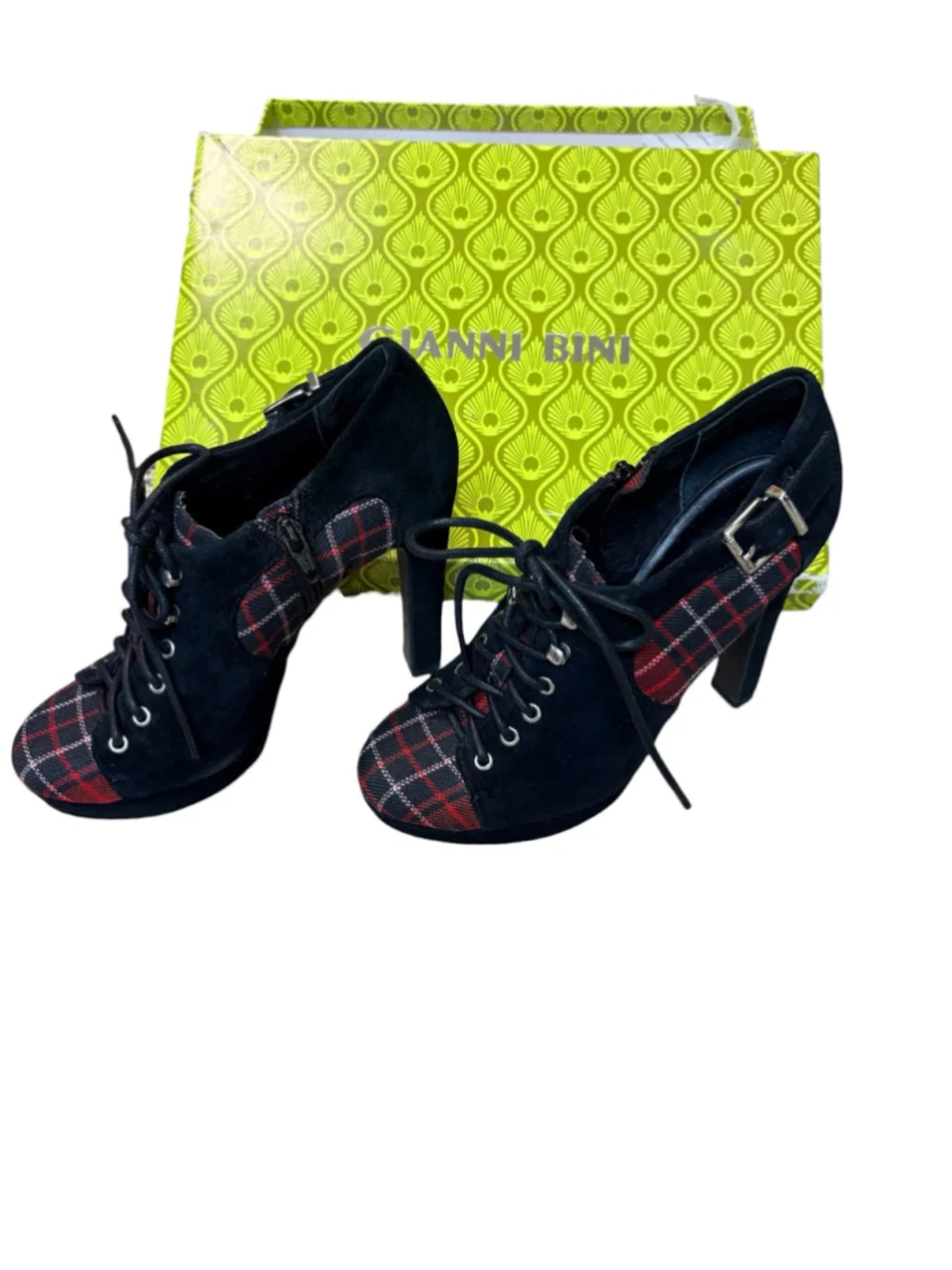 Gianni Bini Tartan Plaid Platform Heels Women's Size 6 NIB